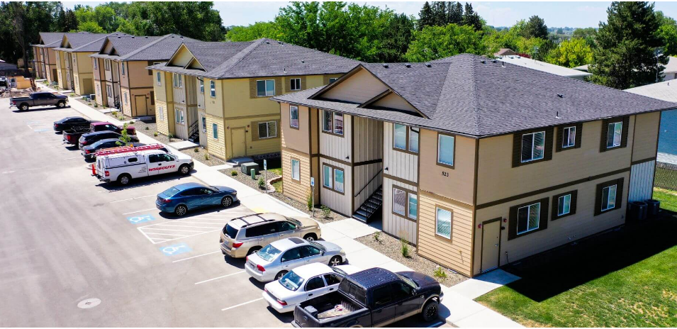 517 Borah Avenue West - 4