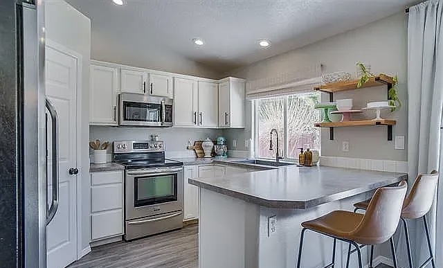 Property thumbnail image