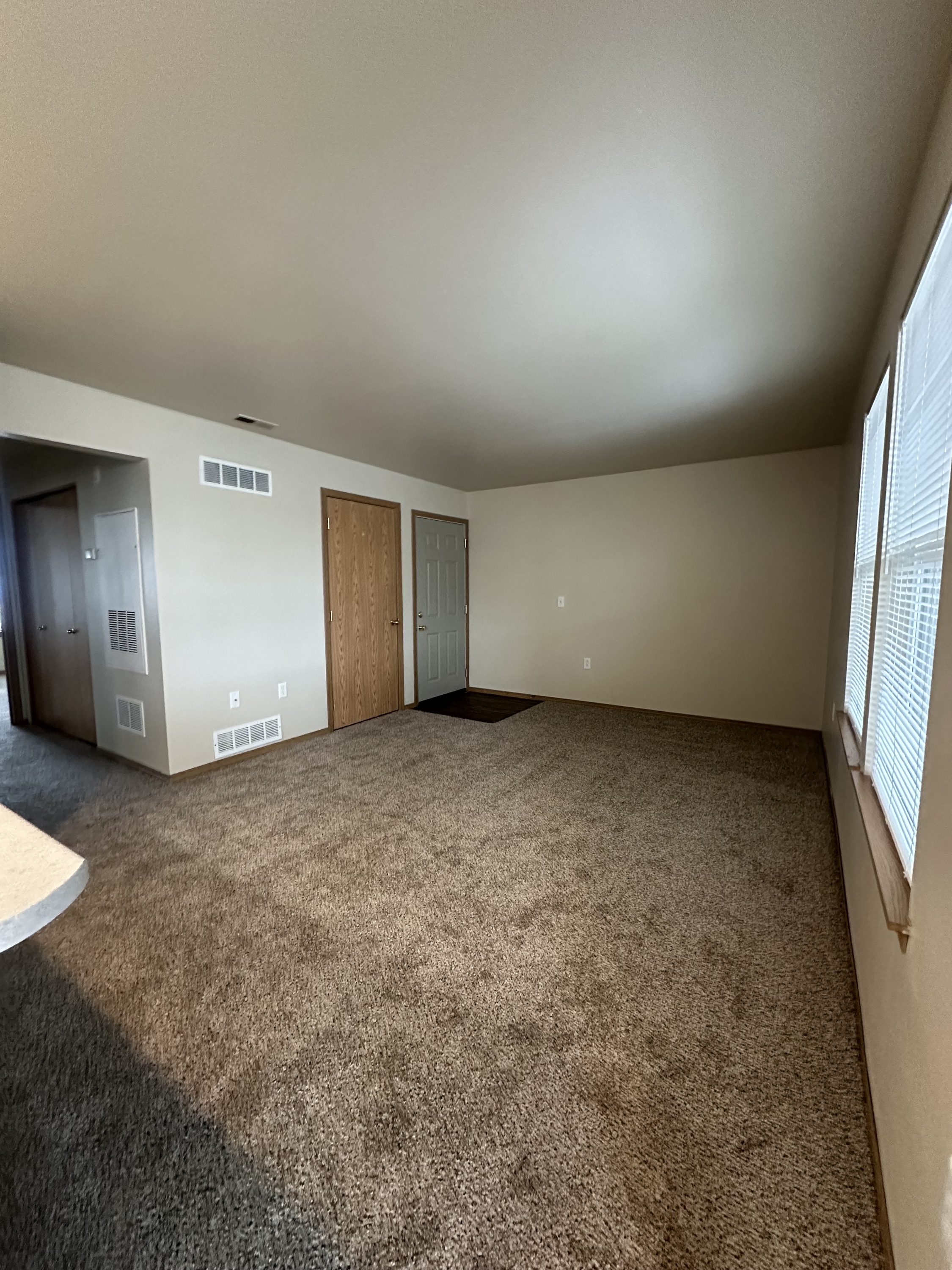 1805 East Overland Road 36-23