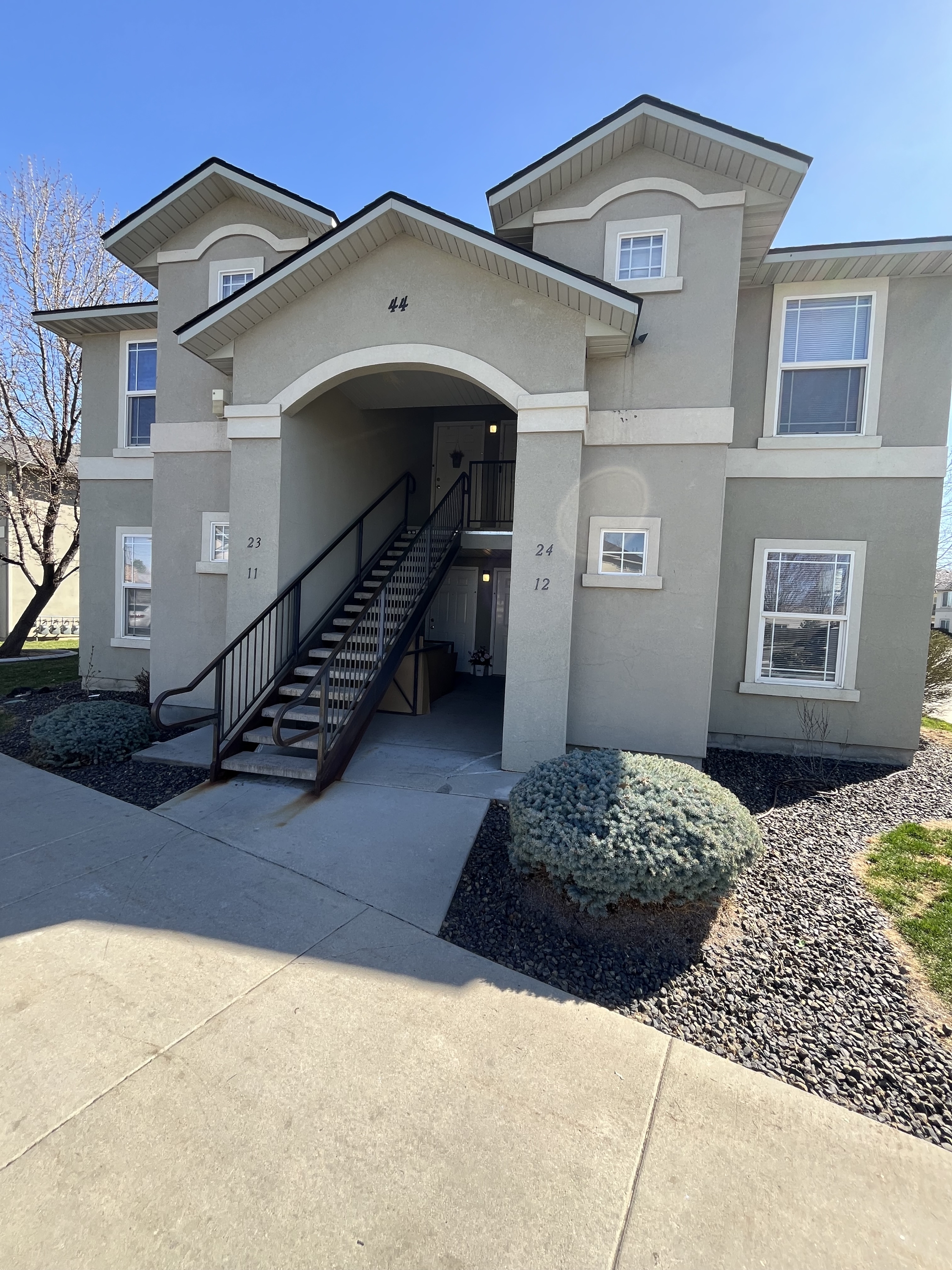1805 East Overland Road 44-24