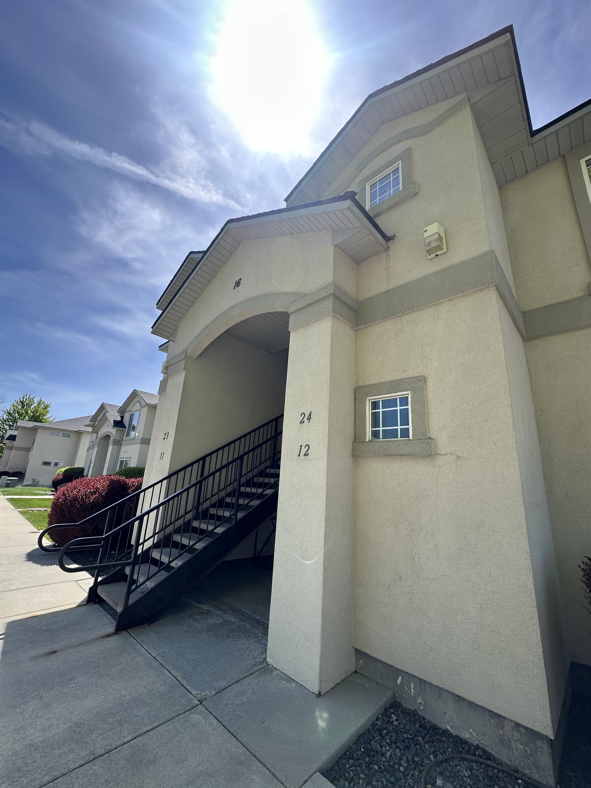 1805 East Overland Road 16-23