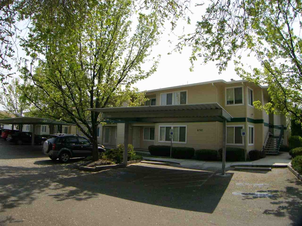 6775 Overland Rd - 201